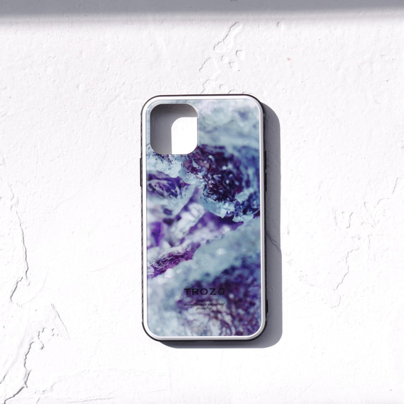 No. 016 鉱物原石 iPhone スマホケース Fluorite / フローライト 【強化ガラス製】 1枚目の画像