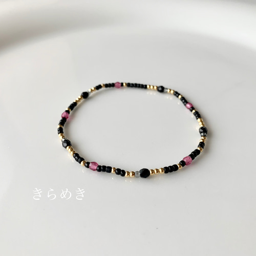 ヘビ ビーズブレスレット 黒と金 ヘビ ビーズブレスレット 黒と金 ヘビ