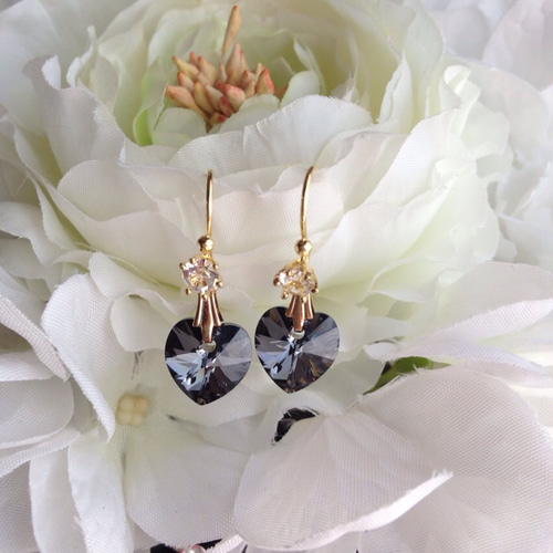 Swarovski ハート型クリスタルピアス スワロフスキー Hear Heart