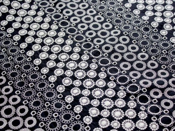 レース生地【circle flower】black 100x19.5cm 2枚目の画像