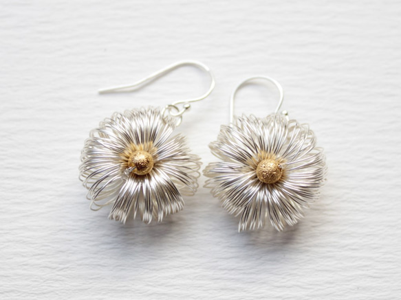 ■wire flower ピアス■silver925 1枚目の画像