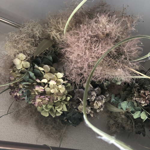 秋色紫陽花•ユーカリ•スモークツリーのフライングリース