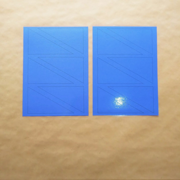 12枚の青い三角形★モンテッソーリの感覚教育 2枚目の画像