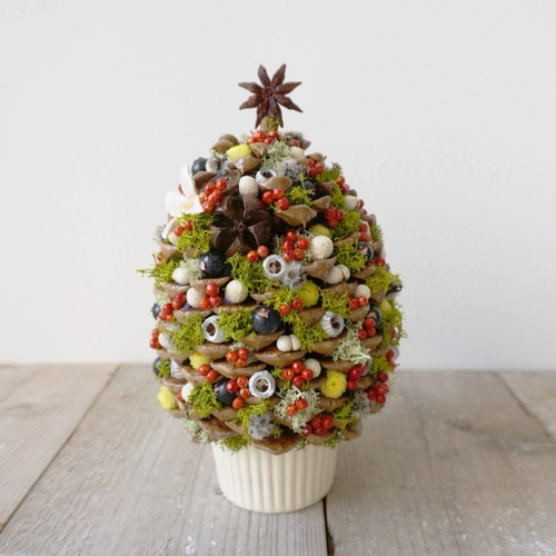 クリスマスツリー　ツリー　クリスマス　オーナメント　松ぼっくり 特集掲載】ほっこり松ぼっくりのクリスマスツリー ドライフラワー 花と