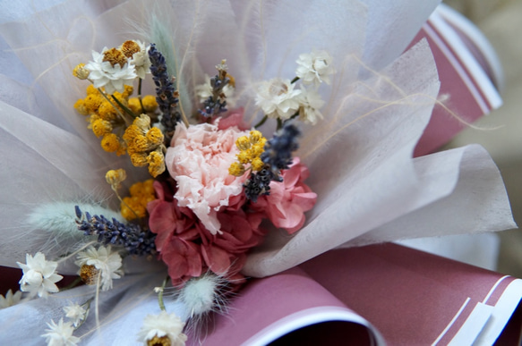 【 疫起在家做 】DIY康乃馨永生花束材料組 第7張的照片