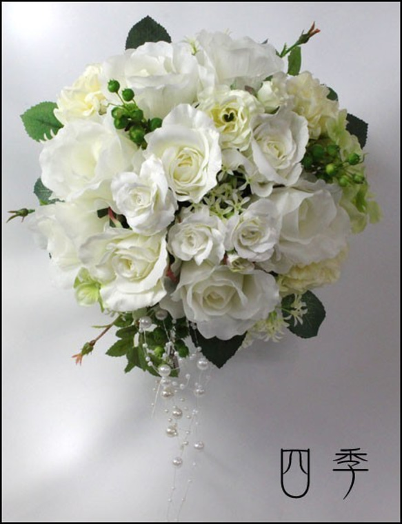 ブーケ ホワイト 造花  ピュアホワイト ブトニア付き ウェディングブーケ ラウンドブーケ 結婚式 前撮り B_0062 2枚目の画像