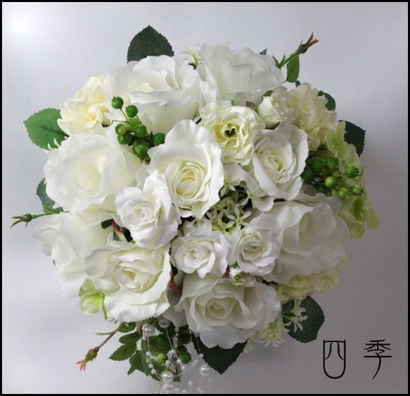 ブーケ ホワイト 造花  ピュアホワイト ブトニア付き ウェディングブーケ ラウンドブーケ 結婚式 前撮り B_0062 3枚目の画像