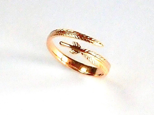 K18 フェザーリング