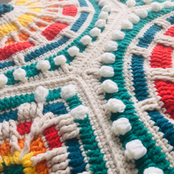 家庭用枕のための30かぎ針編みの厚い編まれた正方形の虹の枕 6枚目の画像