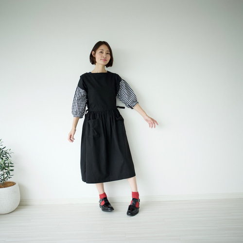 RBTCO/エプロンワンピース ワンピースエプロン onepiece apron | コットンリネン/ブラック