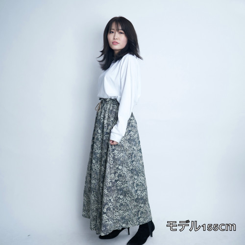モリノガッコウ コットンふんわり花柄ロングスカート【ブルーネイビー モリノガッコウ コットンふんわり花柄ロングスカート【ブルーネイビー