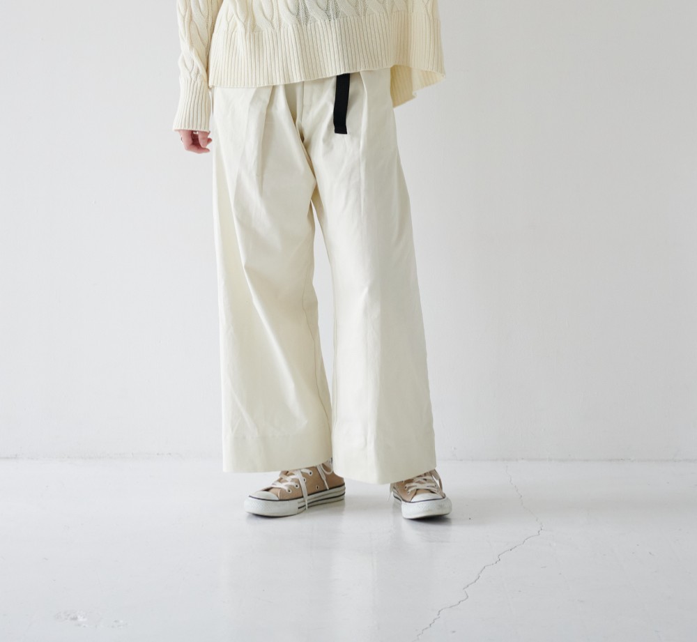 ﾓﾘﾉｶﾞｯｺｳ ウエストベルト付き ワイドベイカーパンツ【ホワイト】｜MG28361-wt