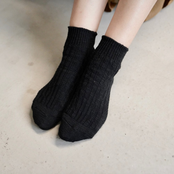 森野學校 4 雙套棉質天然材質襪 [2 雙黑色，2 雙混合灰] 圓領長 第3張的照片