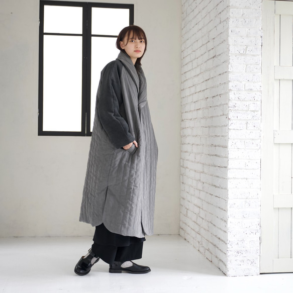 Morino Gakko 蓬鬆絎縫大衣，啞光質感[灰色]/12743424/ 第2張的照片