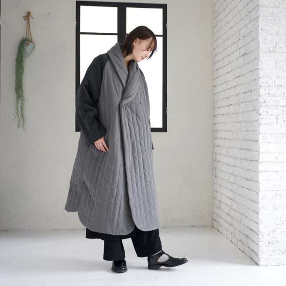 Morino Gakko 蓬鬆絎縫大衣，啞光質感[灰色]/12743424/ 第7張的照片