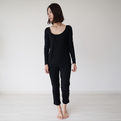 Morino Gakko 最高等級美麗諾羊毛 100 內裡上衣和緊身褲（黑色） 第5張的照片
