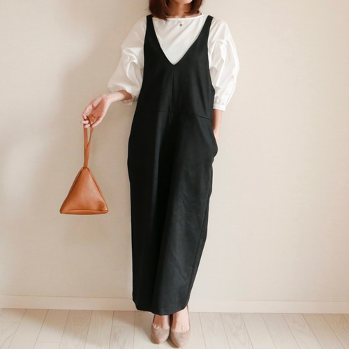 ﾓﾘﾉｶﾞｯｺｳ Mサイズ大人かわいい♡Vあきサロペットパンツ