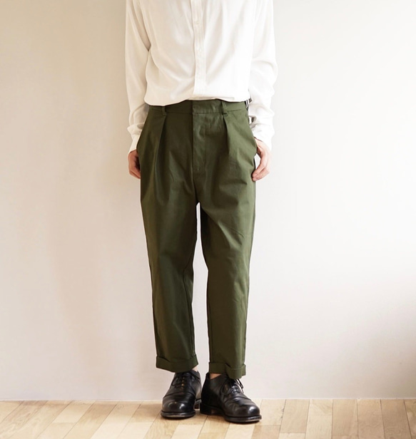 BEARDSLEY ワークパンツ カーキ色 ﾓﾘﾉｶﾞｯｺｳ メンズタックベイカーパンツ【カーキ】/6476940