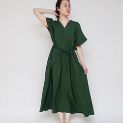 Morino Gakko 短袖 V 領長洋裝 (皺褶深綠色) 第5張的照片