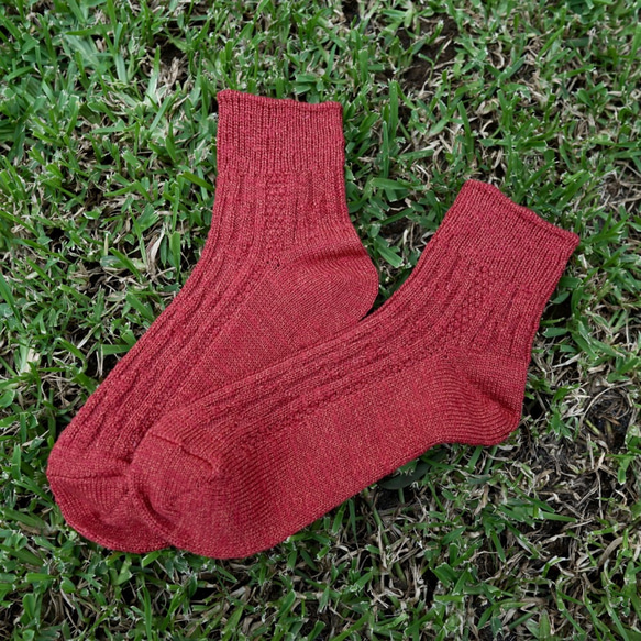 ﾓﾘﾉｶﾞｯｺｳ 冷房の冷えに。コットン 天然素材 靴下 (ミックスレッド) クルーネックソックス 7枚目の画像