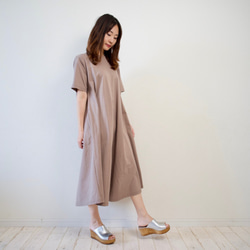 Morino Gakkou Cotton 100 Back Design Long Dress [Gray Beige] / 9 第9張的照片