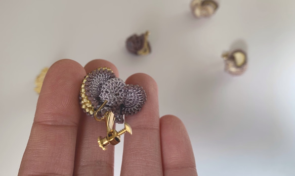 【ハナバナシイ petit［ mauve ］ earring / pierce】オヤ/クロッシェ 6枚目の画像