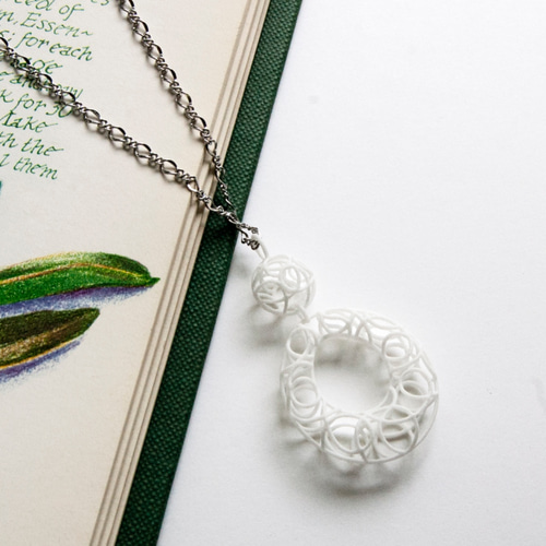 スプライン・ネックレス #3Dプリントアクセサリー ネックレス