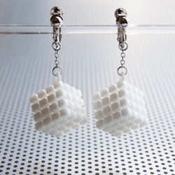 cube4・イヤリング #3Dprint accessories 2枚目の画像