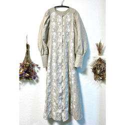 Linen Embroidery Pintuck Dress Ecru 5枚目の画像