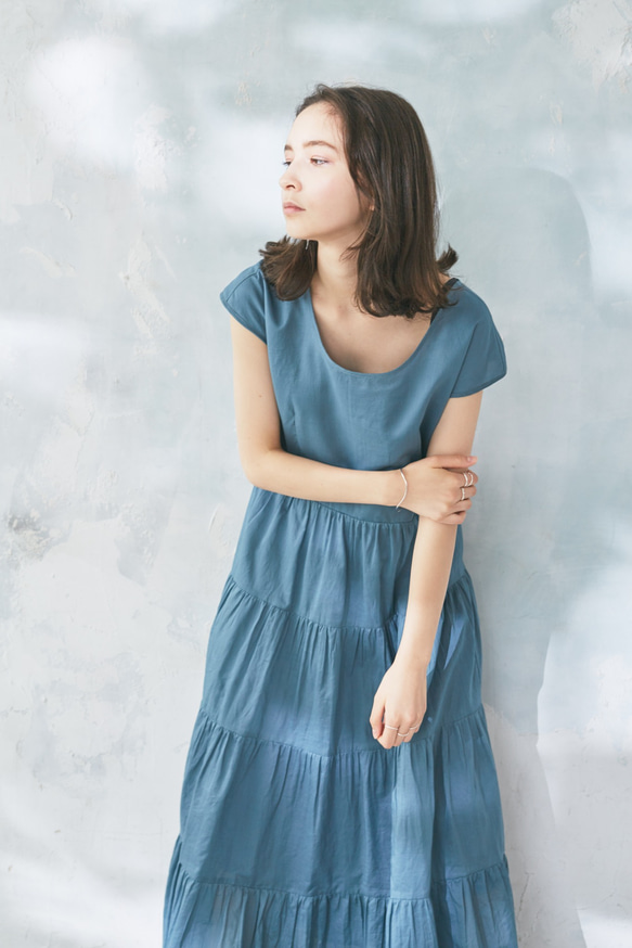Vivid Color Cotton Lawn Tiered Dress Blue 4枚目の画像