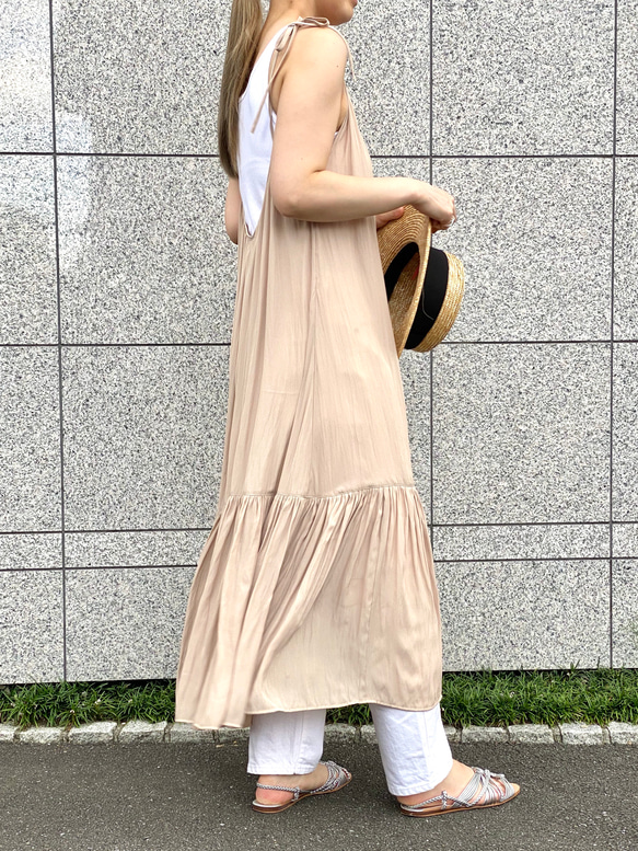 Ribbon camisole dress Beige 2枚目の画像