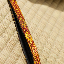 【畳縁】ストラップ ロング　菱菊柄　赤 2枚目の画像