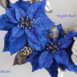 リースボックス付きロイヤルブルーのクリスマスリース　アーティフィシャルフラワー 5枚目の画像