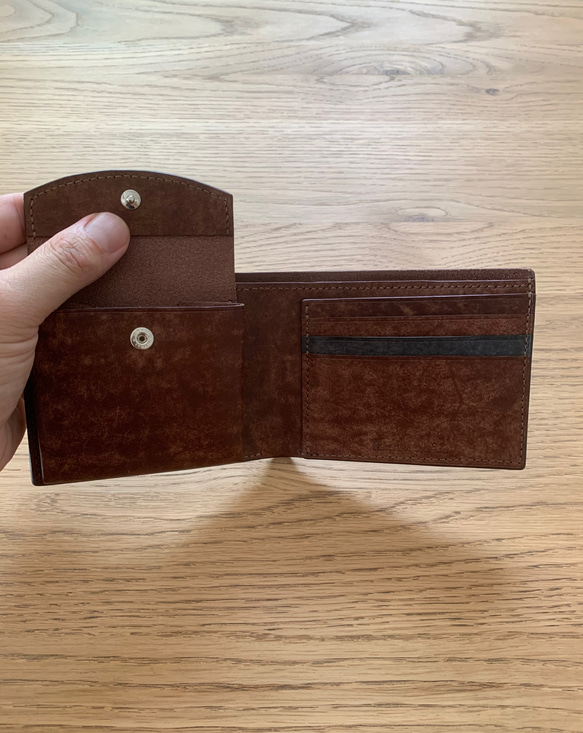 MAYAレザーの2つ折り財布 5枚目の画像