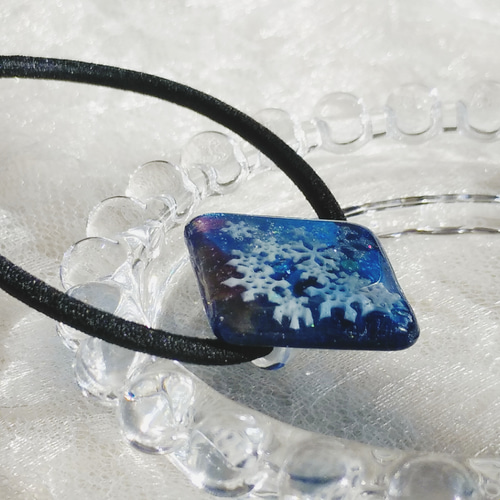 no.1037❄︎.*‪ꫛꫀꪝクリスマスデザインレジンヘアゴム❄︎.*ブルー no.1037❄︎.*‪ꫛꫀꪝクリスマスデザインレジンヘアゴム❄︎.*ブルー‬