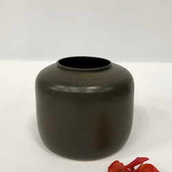「玨冊陶瓷坊」墨器《III》• 手拉胚、手製、陶瓷花器/花瓶/擴香瓶 第3張的照片