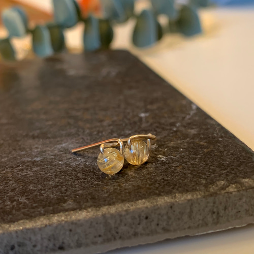 AAA→AAAA ルチルクォーツ 小さなピアス 14kgf ピアス（スタッド