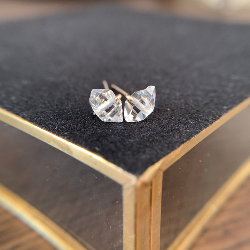大粒 ハーキマーダイヤモンド 一粒ピアス 14kgf ピアス