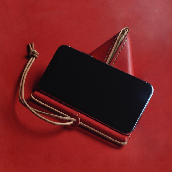 すおう染め革のタブレット＆スマホスタンド【oruto/おると】#草木染め革 #金具なし #手縫い すおう