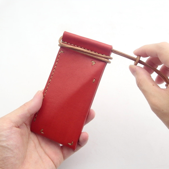 すおう染め革のタブレット＆スマホスタンド【oruto/おると】#草木染め革 #金具なし #手縫い すおう