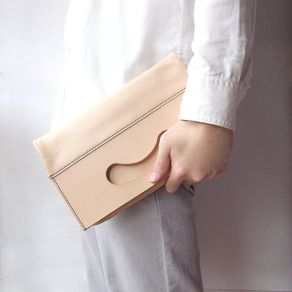 ヌメ革丨クラッチバッグ【conicori/こにこり】荷物が増えると機嫌をそこねる 2way 手縫い 手作り 9枚目の画像