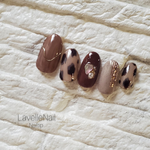 ジェルネイル ブラウン ニュアンスネイル 秋冬 ミラーネイル ネイル