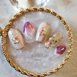 ジェルネイル シェル キラキラ ニュアンスネイル べージュ ピンク