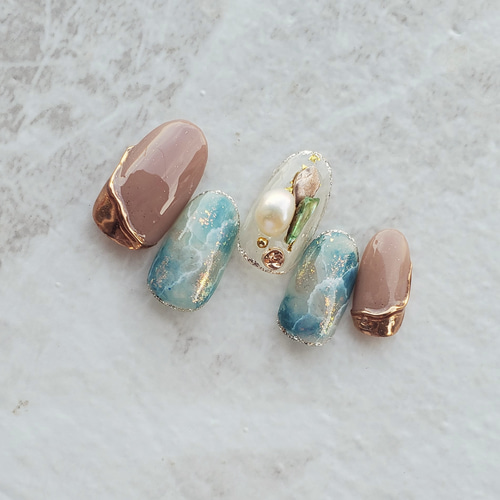 ジェルネイル Summer ニュアンスネイル ターコイズブルーネイル 天然石