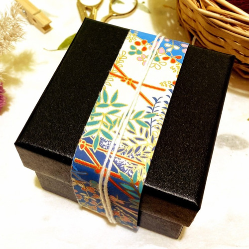 Amazon.co.jp: 手毬 花柄 刺繍 金襴 赤 ピンク 木目込みまり