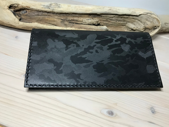 スリム迷彩柄型押し長財布(ブラック) 6枚目の画像