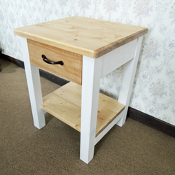 『 Kazu 様　オーダー 　サイドテーブル　小さい机 』 2枚目の画像