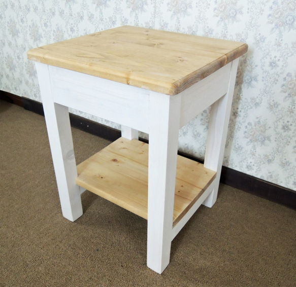 『 Kazu 様　オーダー 　サイドテーブル　小さい机 』 6枚目の画像