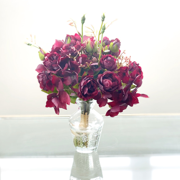 大人のクラシカルレッドローズと紫陽花！水換えなしのずっと綺麗な花瓶付きアートフラワー 5枚目の画像