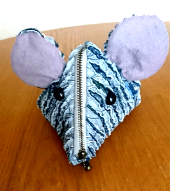 【癒し】スラッシュキルトで作るネズミのポーチ 3枚目の画像